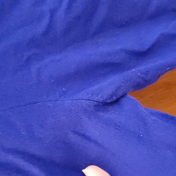 **Clearance** Joseph A v-neck sweater - Picture 3 of 8